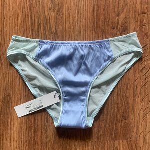 Araks lingerie bottom size medium